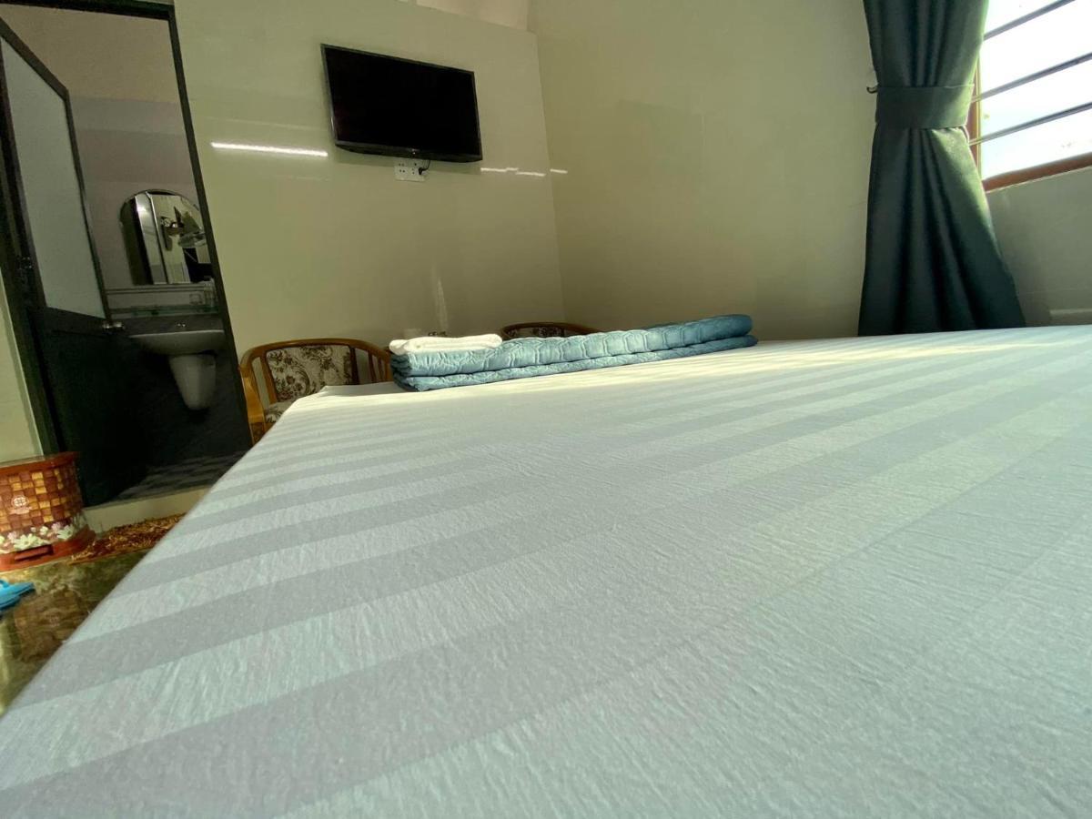 Nha Nghi Duy Tan Motel 140 Nguyen Du 0353007568 Quảng Ngãi Exterior foto