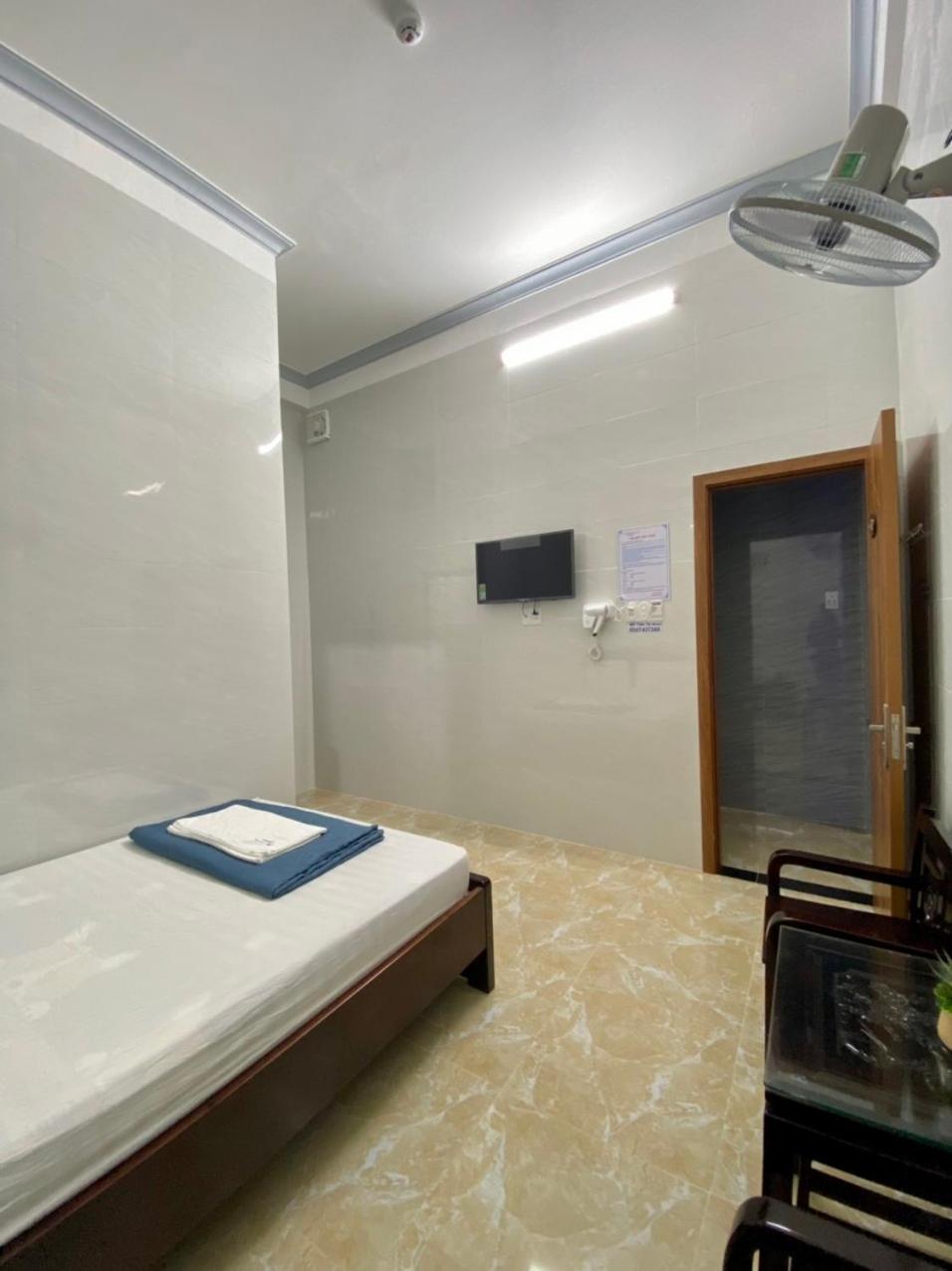 Nha Nghi Duy Tan Motel 140 Nguyen Du 0353007568 Quảng Ngãi Exterior foto